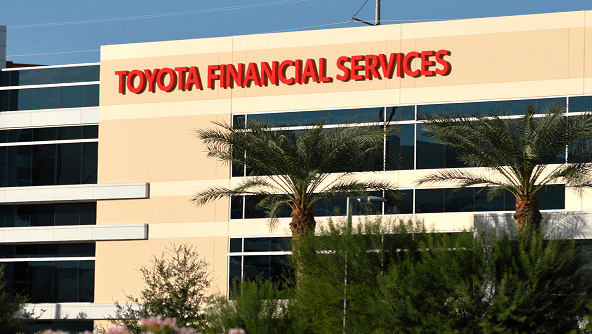 Toyota of Tustin Services dealership exterior
